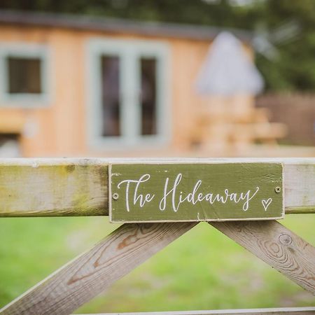 The Hideaway At Hiddenwood Glamping Ξενοδοχείο Corsley Εξωτερικό φωτογραφία