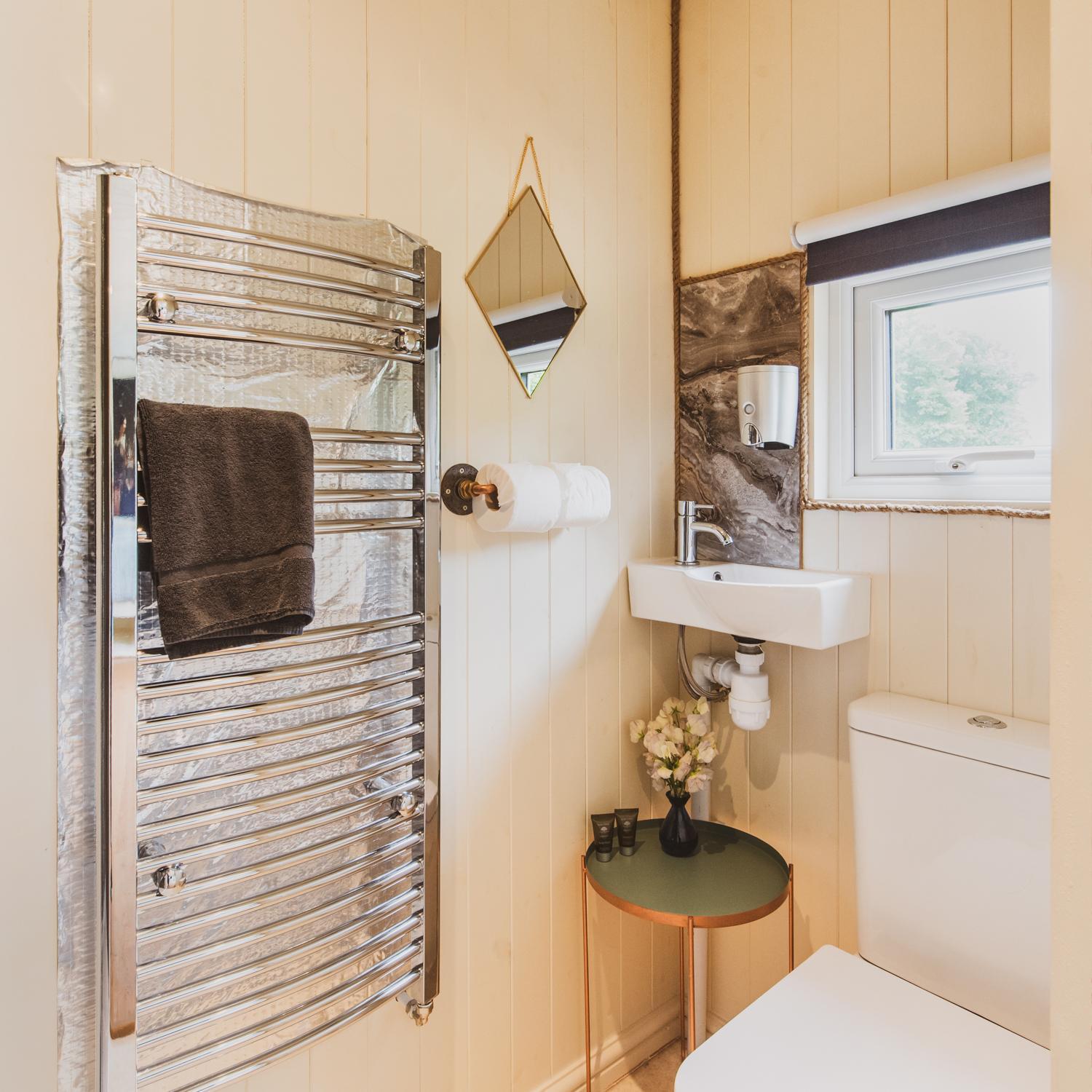 The Hideaway At Hiddenwood Glamping Ξενοδοχείο Corsley Εξωτερικό φωτογραφία